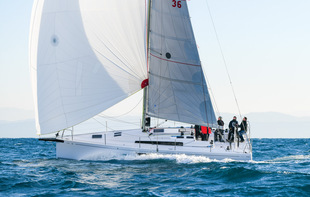 sailing yacht magazine